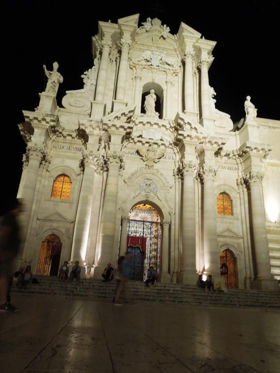 Appartamento Ortigia Syracuse ภายนอก รูปภาพ